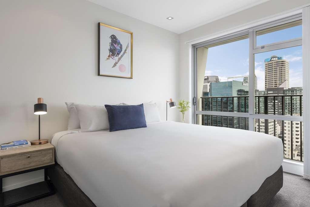 Auckland Harbour Suites Habitación foto